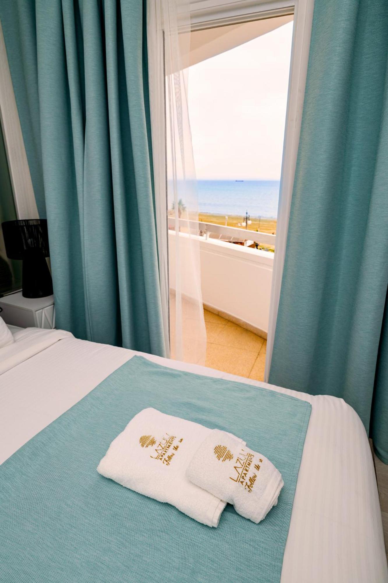 Lazuli Sea View Beachfront Ap 21 Larnaca Exterior foto