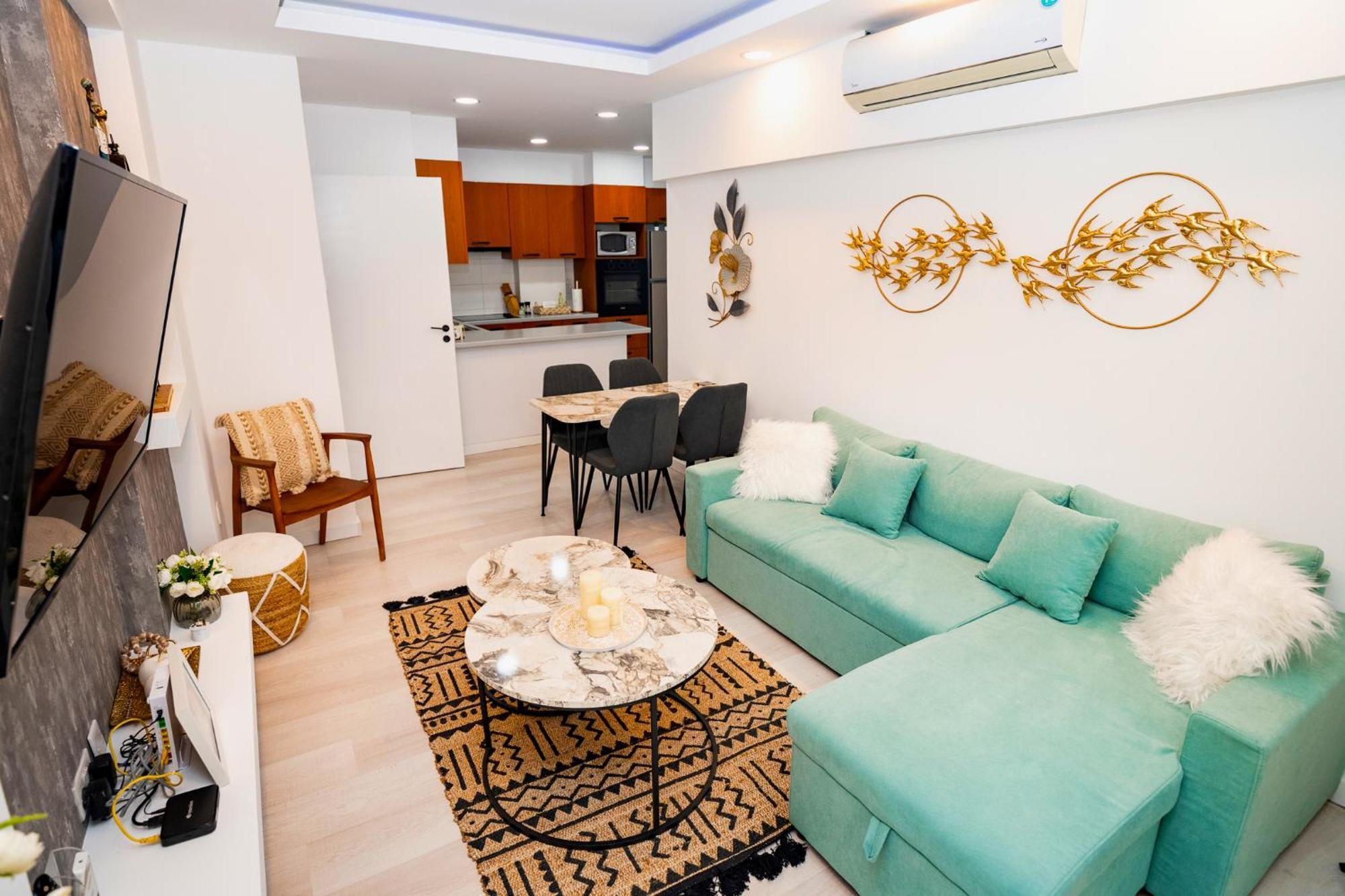 Lazuli Sea View Beachfront Ap 21 Larnaca Exterior foto