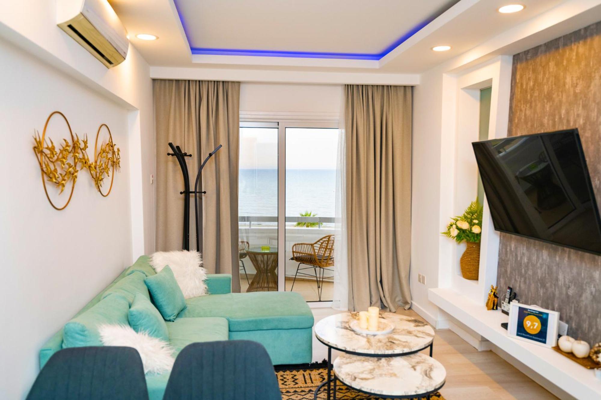 Lazuli Sea View Beachfront Ap 21 Larnaca Exterior foto