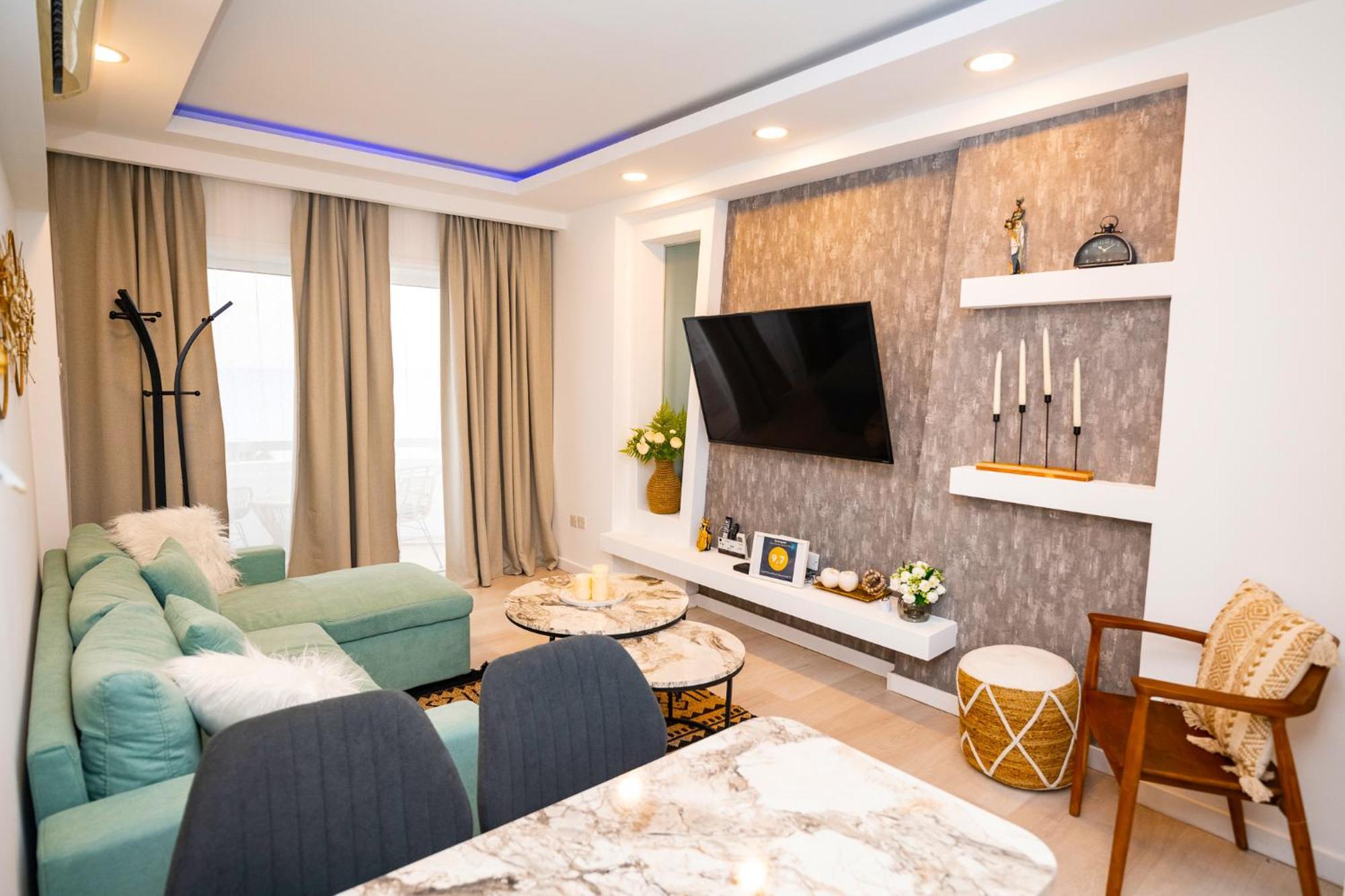 Lazuli Sea View Beachfront Ap 21 Larnaca Exterior foto